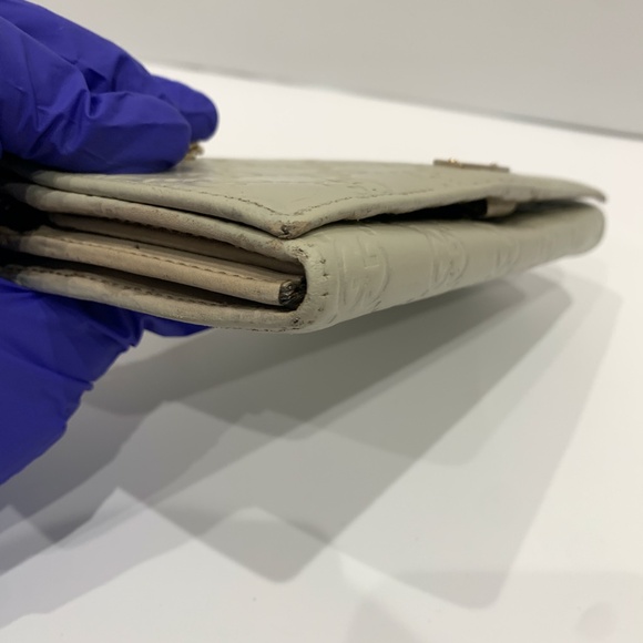 Gucci Beige Guccissima Chain Wallet Sku#85391 (Gently used, button loose) - Picture 7 of 15